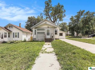 5059 Maple St, Omaha, NE 68104