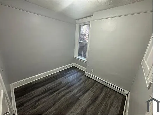 119 Inslee Pl #4 — Photo 2