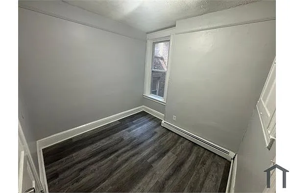 Building Photo - 119 Inslee Pl #4