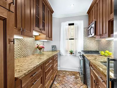 316 W 84th St APT 2G, New York, NY, 10024
