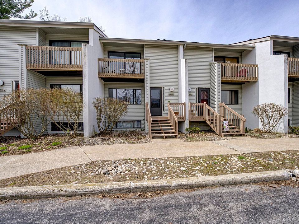 1st image of 13644 S Thorn Creek Dr #8