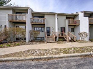 13644 S Thorn Creek Dr #8, Traverse City, MI 49684