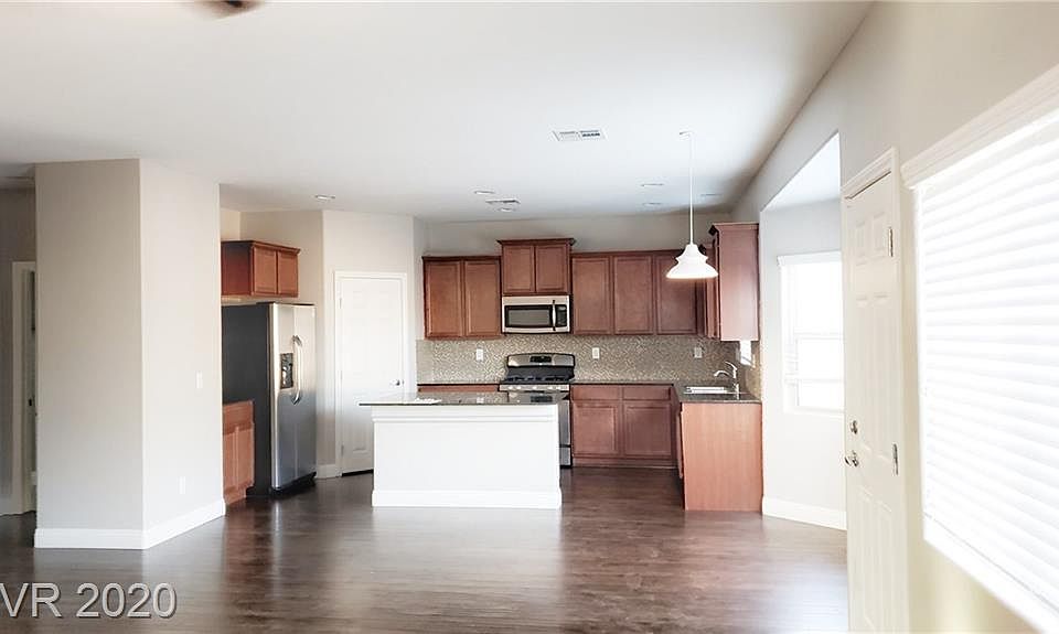 2nd image of 4554 Rockland Break Ct