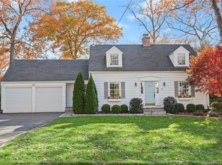 131 Harwich Rd, Fairfield, CT 06825