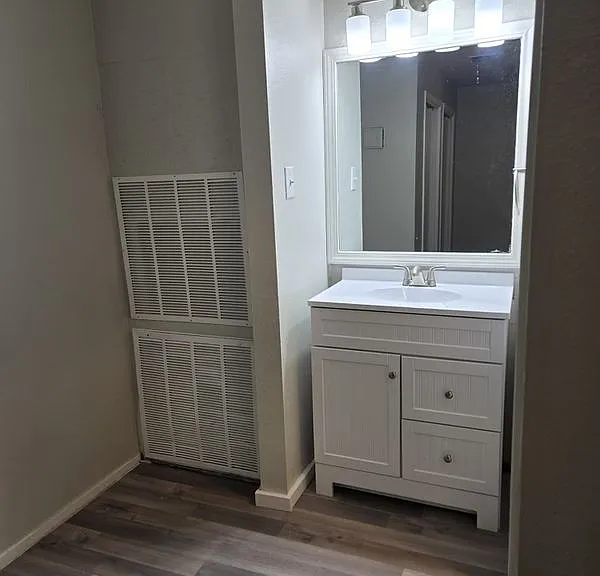 2620 Ektom Dr #A — Photo 2