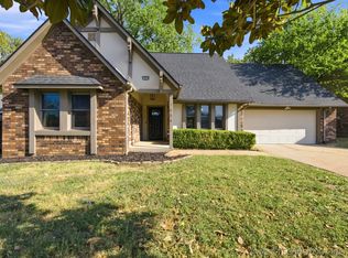1604 W Pittsburg St, Broken Arrow, OK 74012
