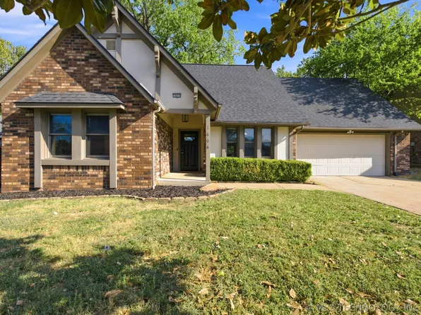 1604 W Pittsburg St, Broken Arrow, OK 74012