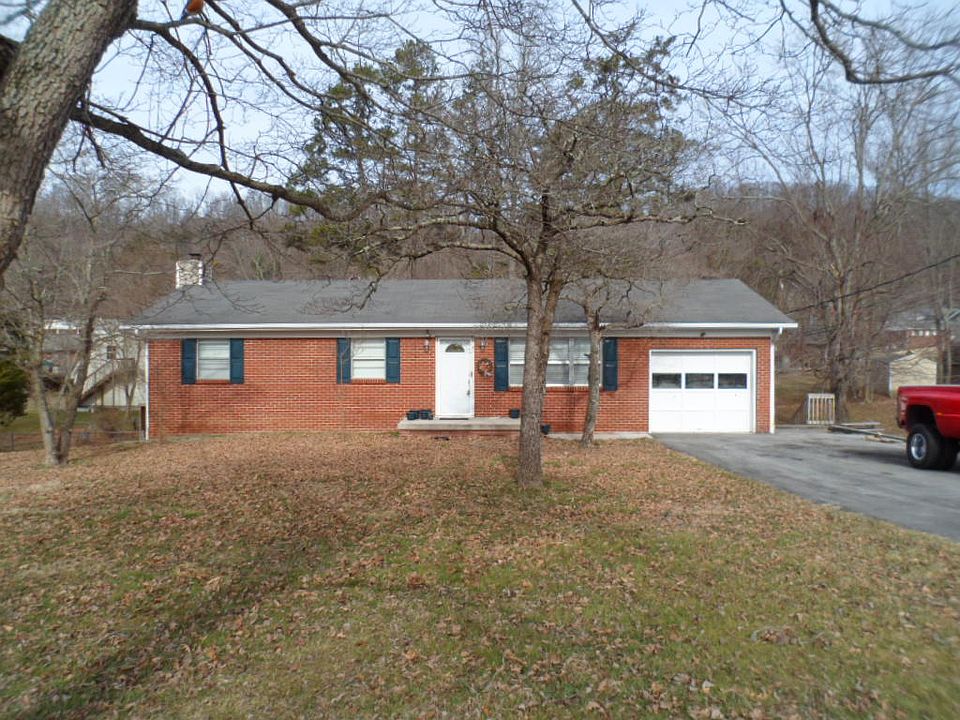 1st image of 4317 NE Foley Dr