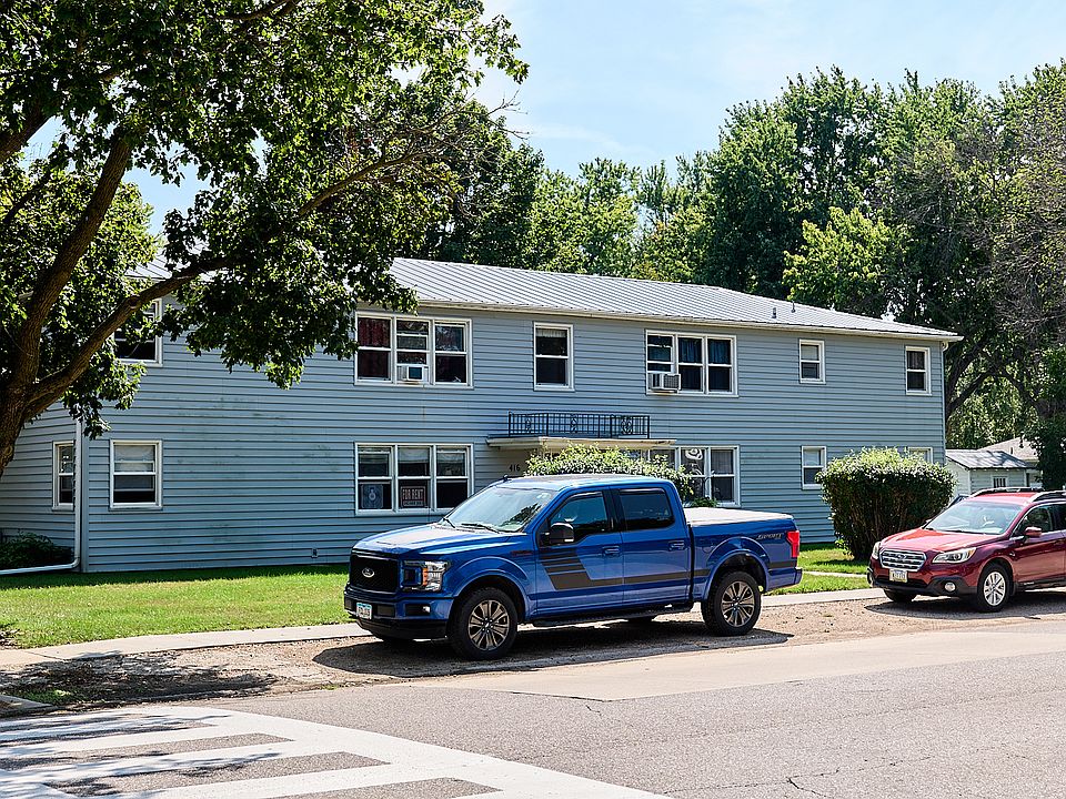 1st image of 416 E 18th St #1