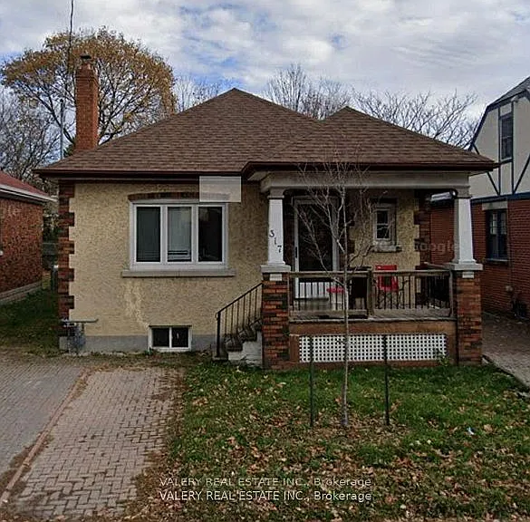 317 Victoria St — Photo 1