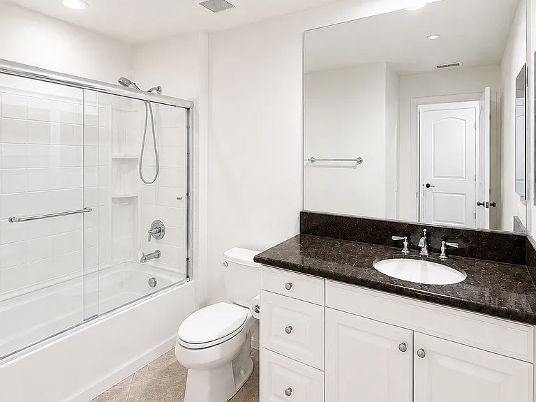 827 Terrace Ln E #10 — Photo 25