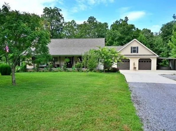 472 Beaver Dr, Trenton, GA 30752