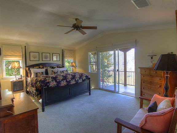 4th image of 6 Gatewood Dr