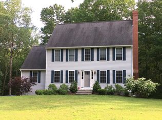 157 Ash Swamp Rd, Newmarket, NH 03857