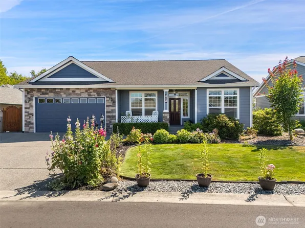 121 Petal Lane, Sequim, WA 98382