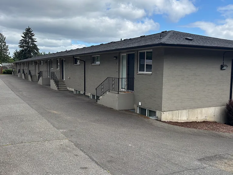 7800 Stinson Ave #9 — Photo 5