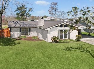 20689 Buns Ln, Springfield, LA 70462