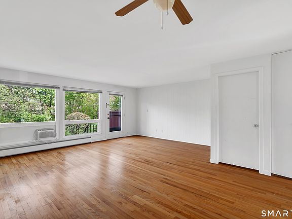 3rd image of 118 Centerbrook Road