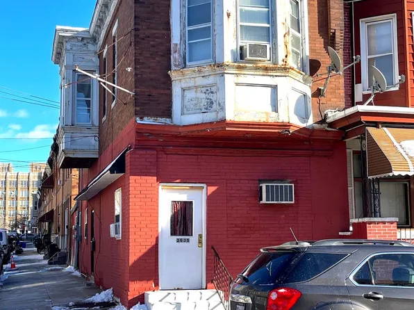 2635 N 24th St, Philadelphia, PA 19132