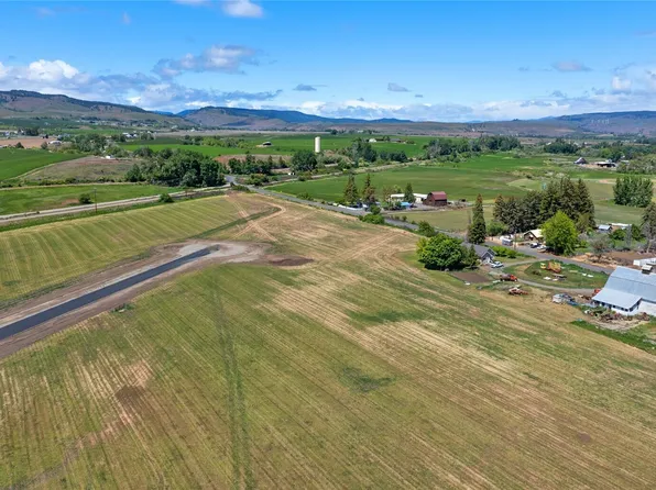 861 Thorp Landing Lane, Thorp, WA 98946