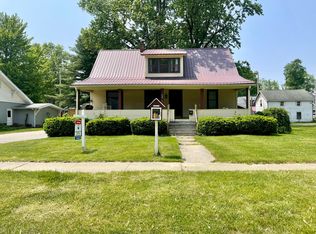 604 Pine St, Three Rivers, MI 49093