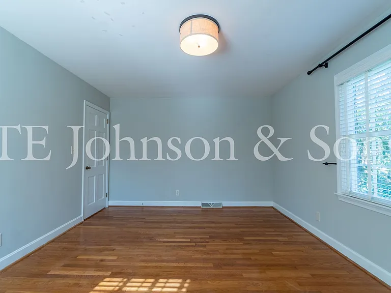 3520 Kirklees Rd — Photo 20