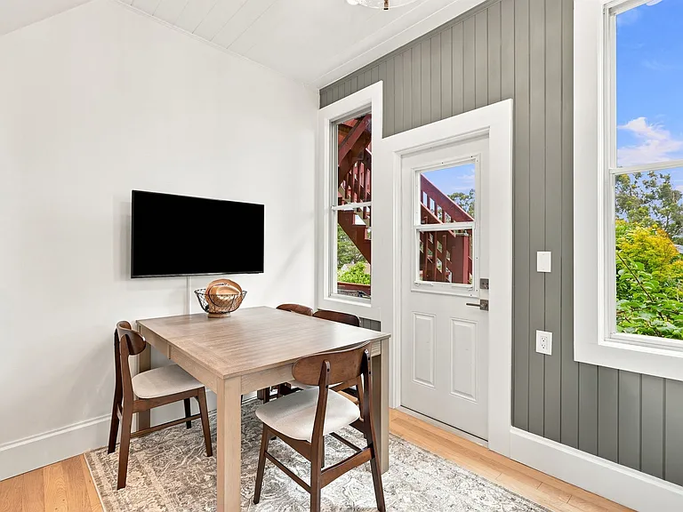 259 Chenery St — Photo 5