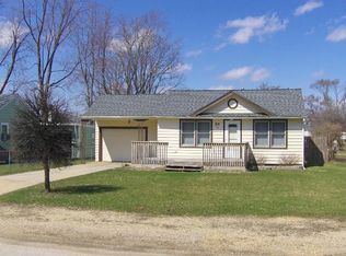 328 Gilbert Ter, Machesney Park, IL 61115