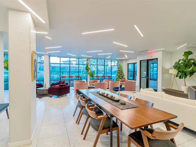 800 Embassy Dr #115 — Photo 28