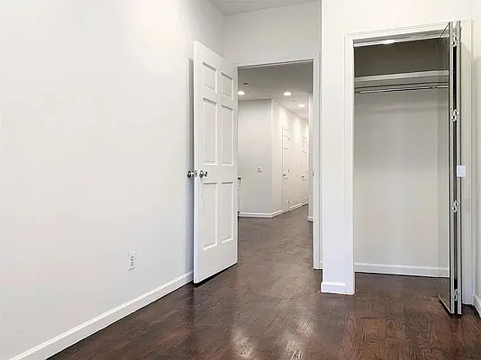 Rented by Dallien Realty Limited Liability Company | media 10