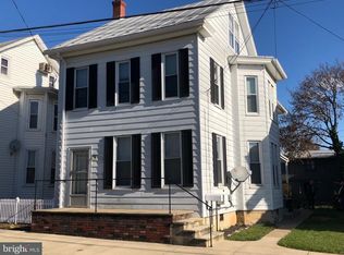 108 N Center St, Cleona, PA 17042
