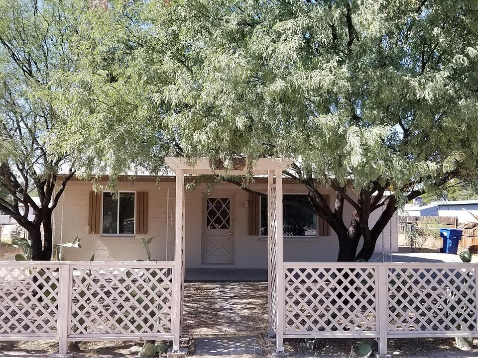 1st image of 2625 N Tucson Blvd