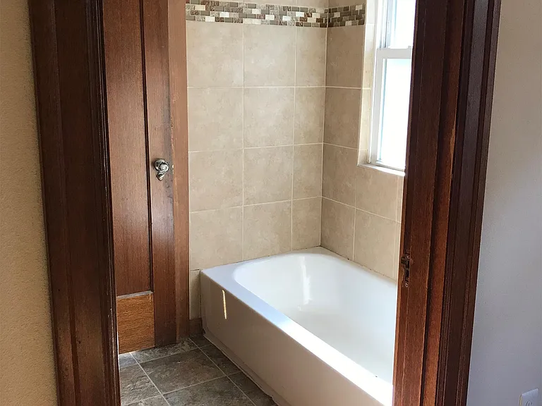 1016 S 8th St #2 — Photo 5