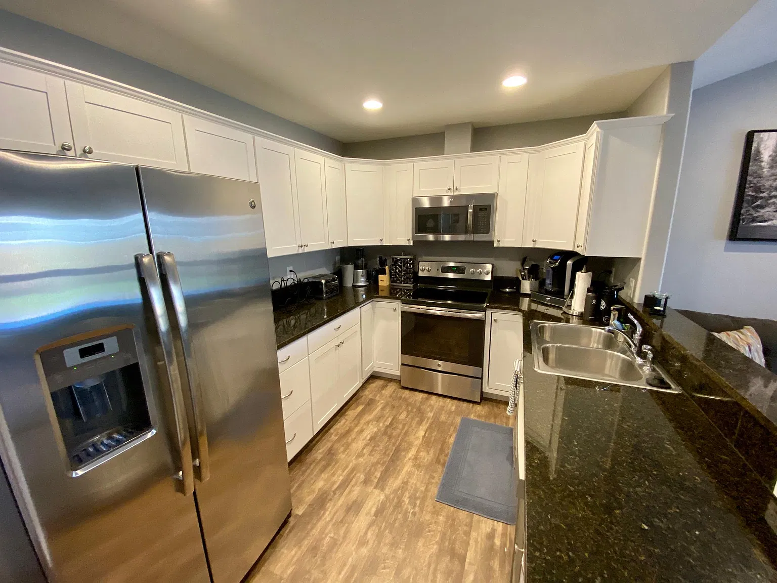 335 La Valle Strada — Photo 1
