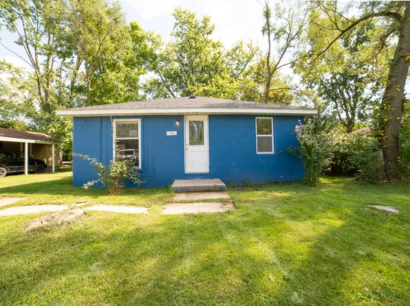 1541 Reeder Ave, Benton Harbor, MI 49022