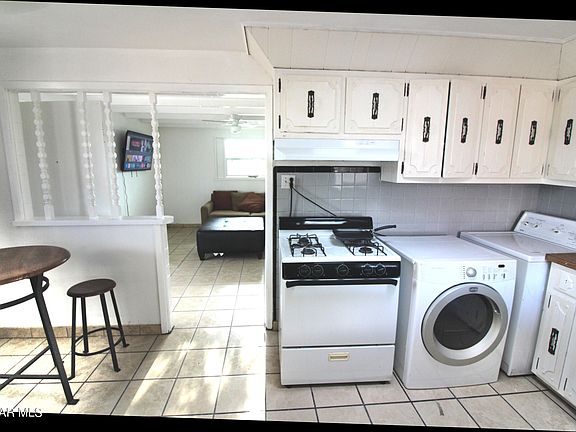 2nd image of 4401 E Missouri Ave