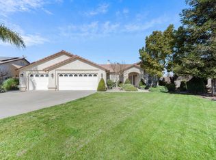 1008 Oak Ct, Fowler, CA 93625