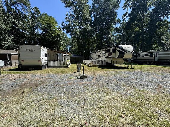 2nd image of 286&287 Willow Dr #2LOTS