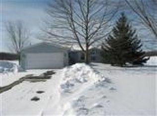 7105 Morse Lake Ave SE, Alto, MI 49302