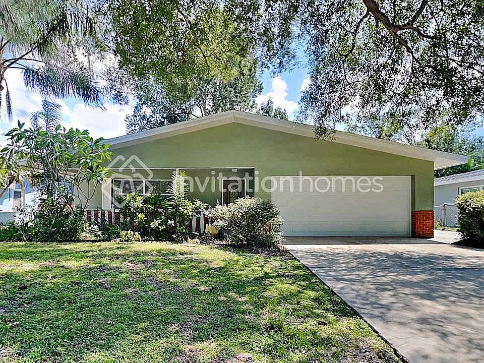 1st image of 2283 Manor Ct