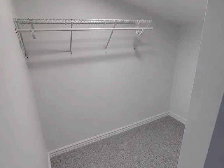 2133 River Dr — Photo 12