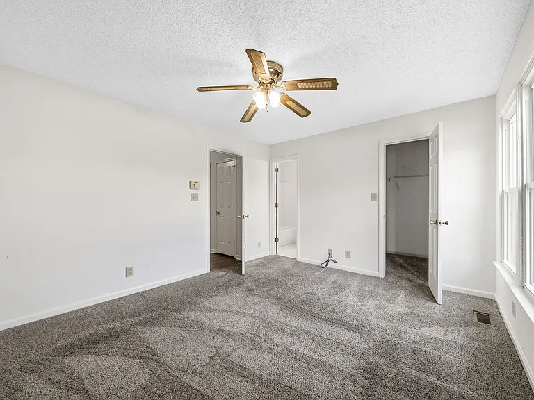 253 Moncrest Dr — Photo 13