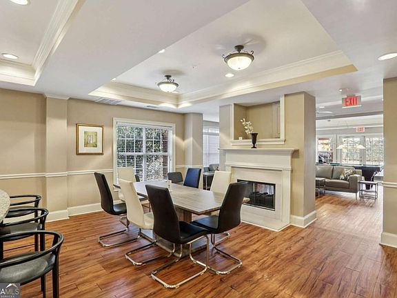 3rd image of 3275 Lenox Rd NE APT 208