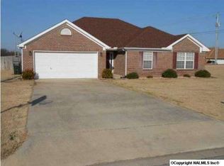 100 Ben Mark Dr, Harvest, AL 35749