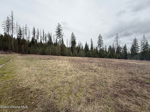 4th image of Nka Hells Gulch Rd