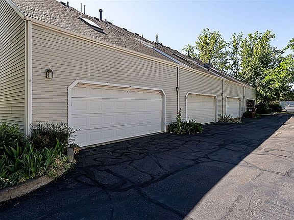 4th image of 7000 S Essex Court Cir Unit 5