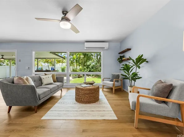 565 Auwina St, Kailua, HI 96734
