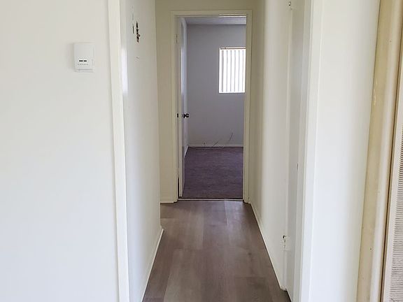 5th image of 15807-15815-1581 Landmark Dr #15815-4