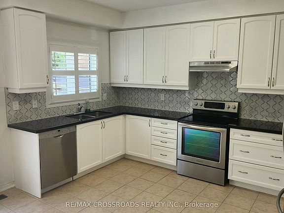 5th image of 73 Eakin Mill Rd