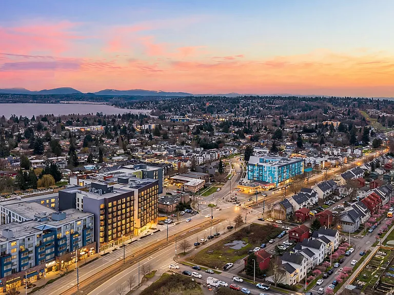 Atrium - Welcome to South Seattle's Newest Modern Living Experience Steps From the Light Rail — Photo 44